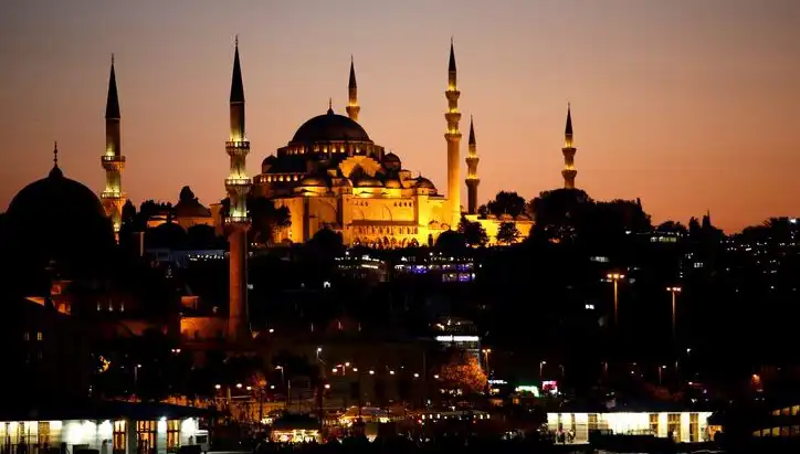 2025 Ramazan Ayında İftar Vakitleri: İstanbul, Ankara ve İzmir'deki Saatler Neler?