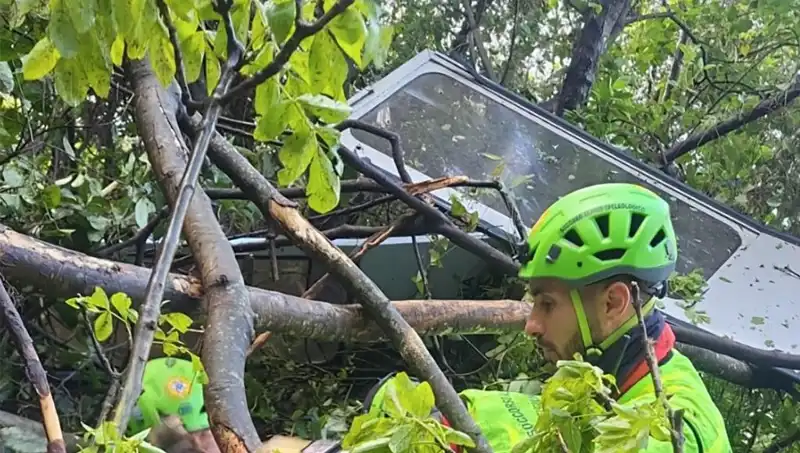 İtalya'da Teleferik Faciası: Korkunç Olayda Dört Kişi Hayatını Kaybetti