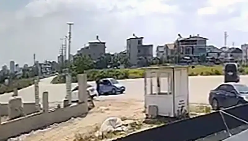 Park Halindeki Otomobillerden Yapılan Büyük Hırsızlık ve Detayları