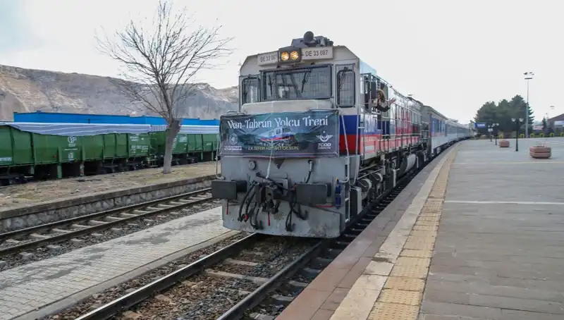 Van-Tahran Tren Seferleri Başladı: Yeni Bir Ulaşım Çağı