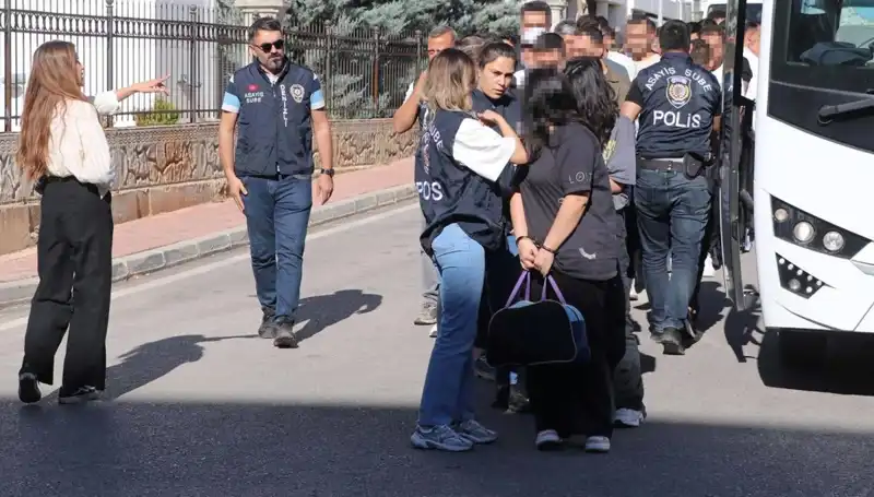 İstanbul'dan Adana'ya: 12 Milyonluk Escort Dolandırıcılığı İfadeleri Ortaya Çıktı