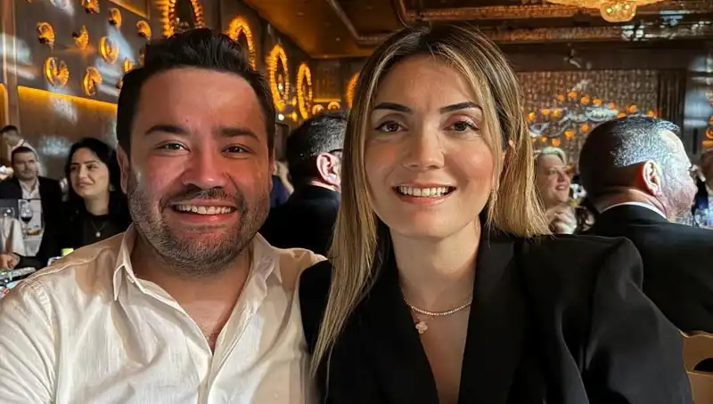 Muhittin Böcek'in Oğluna Yurt Dışı Dönüşü Gözaltı Şok!