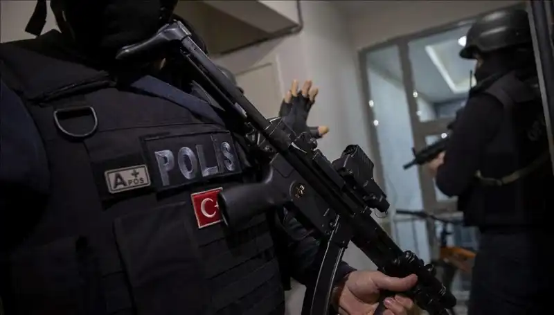Afyon’da Narkotik Operasyonu: 26 Şüphelinin Gözaltına Alınması