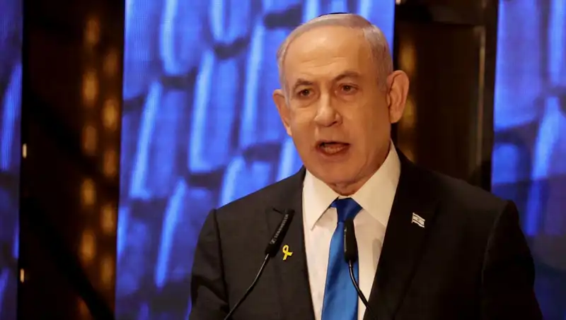 Macron’a “Canın cehenneme” Dedi: Netanyahu Oğlunu Neden Savundu?