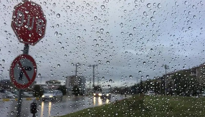 Meteoroloji Uyardı: 7 İlde Sağanak Yağış Geliyor, Hazırlıklı Olun!