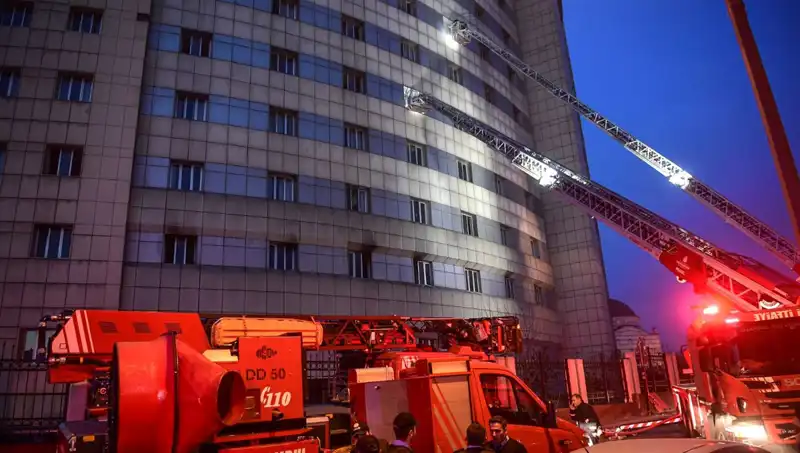 Yüksek Katlı Binalarda Yaşayanlar İçin Gizli Tehlike: İtfaiyeciler Uyarıyor