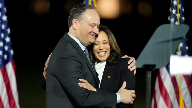 Trump’tan Şaşırtan Hareket: Kamala Harris’in Eşini Görevden Aldı