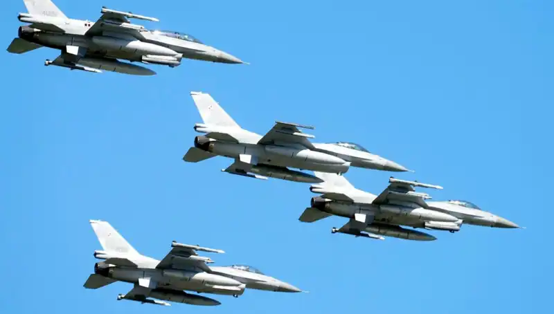 ABD'nin F-16 Planı ile Ukrayna'ya Askeri Destek Yükseliyor