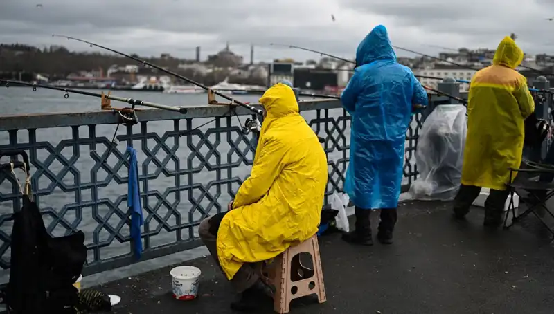 Meteoroloji Uyardı: Poyraz Rüzgarı Üşütecek, Sağanak Yağış Kapıda!