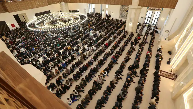 Cuma Namazı Saatleri: 4 Nisan 2025 Cuma İçin Vilayetlere Göre Detaylı Bilgiler