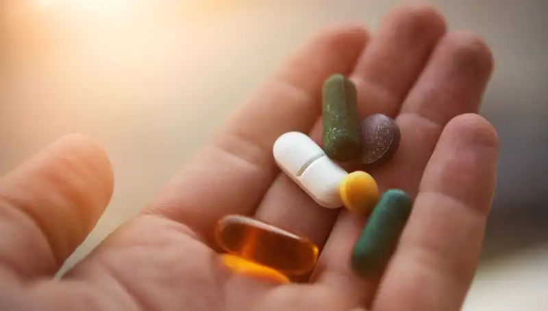 Besin Takviyeleri Tehlikeli Olabilir: Vitamin Kullanımı Organ Yetmezliğine Neden Oluyor
