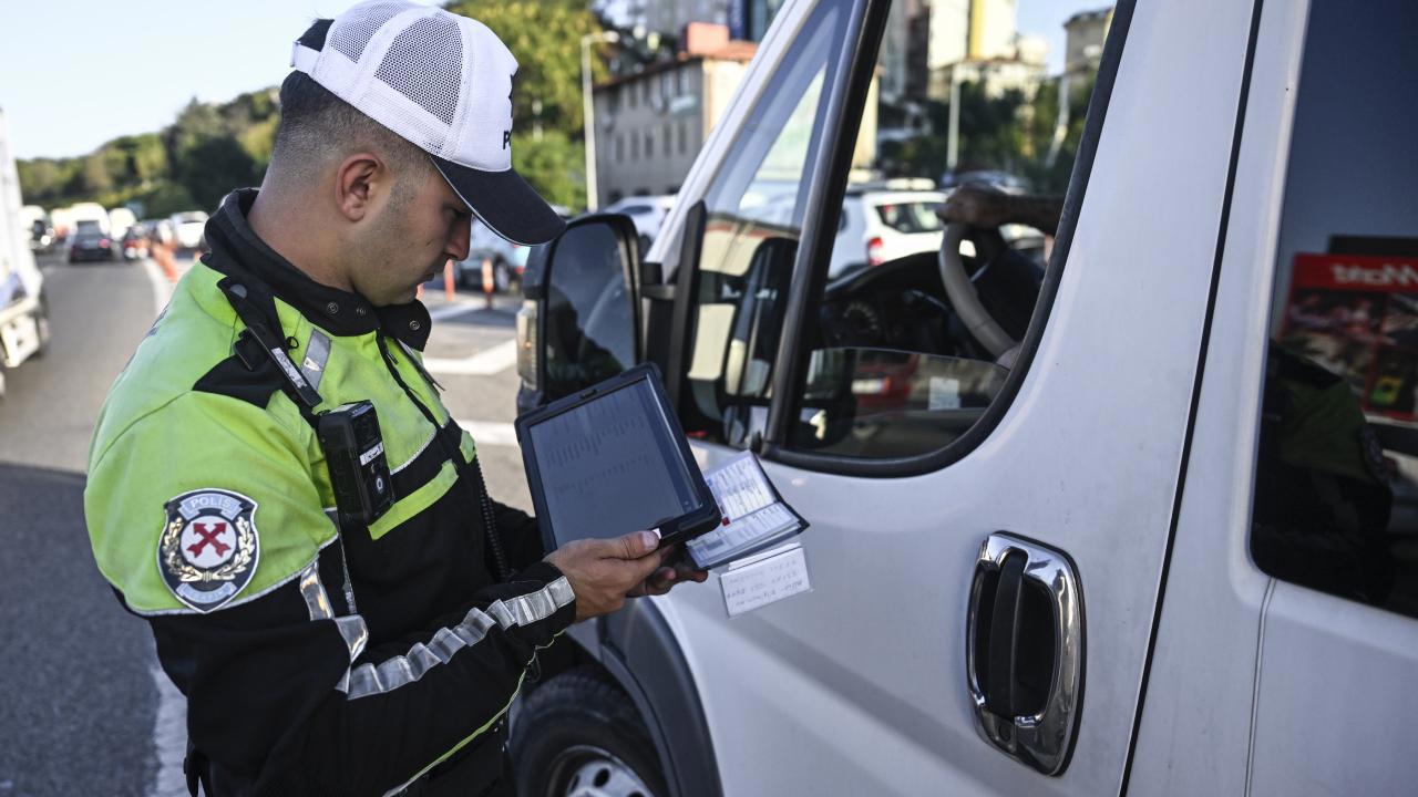 Okul Servislerine Sıkı Denetim Yapılıyor