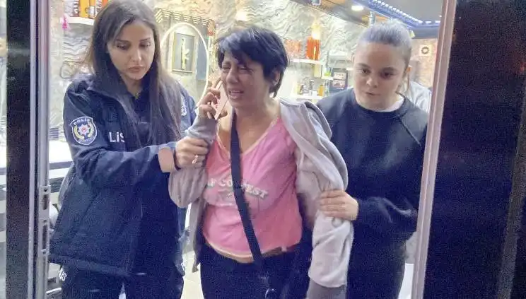 Polise "Köpek" Deyip İten Kadına Adli İşlem Başlatıldı