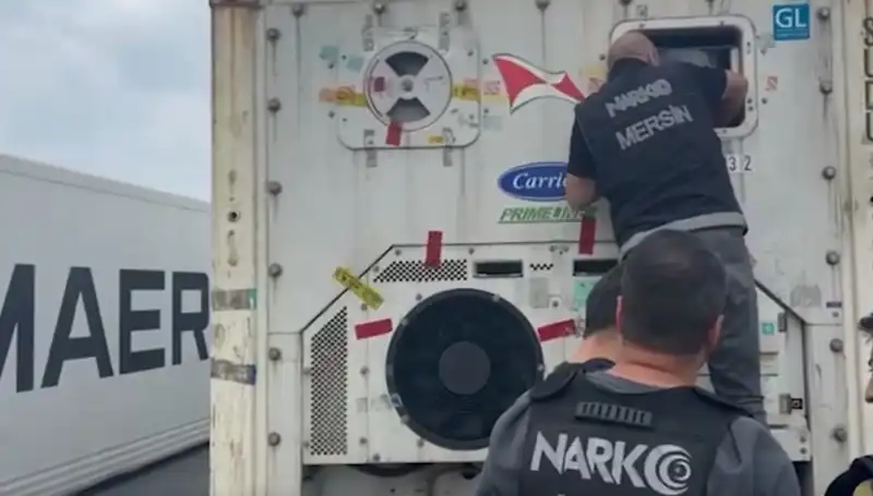 Mersin'de Uyuşturucu Operasyonu: 300 Kilogramlık Ele Geçirme Şoku