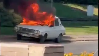 Meclis Önünde Beyaz Toros Yangını: ÖTV İndirimi Protestosu!