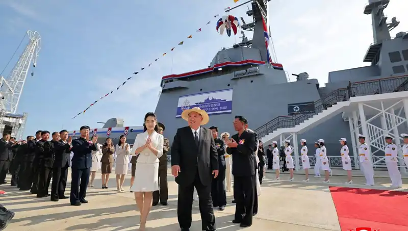 Kuzey Kore, Denizde Gücünü Artırmak İçin Yeni Destroyer İnşa Ediyor