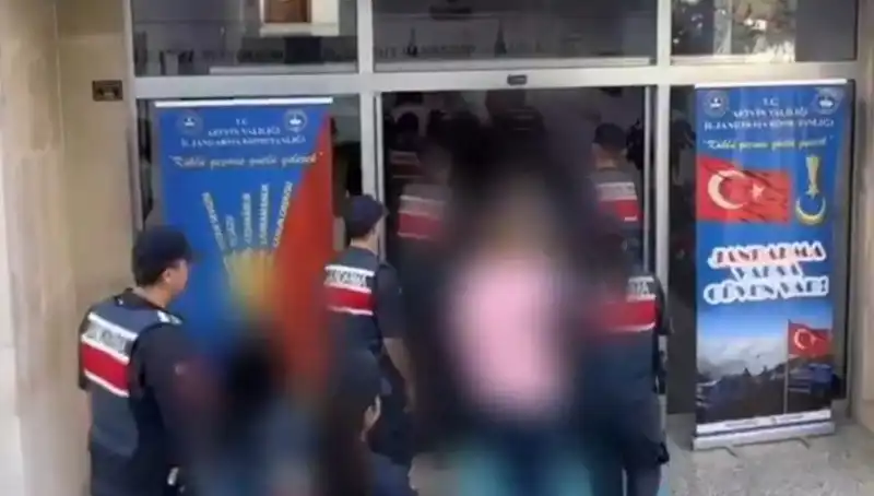 Türkiye Genelinde FETÖ’ye Yönelik Dev Operasyon: 30 İlde 65 Tutuklama