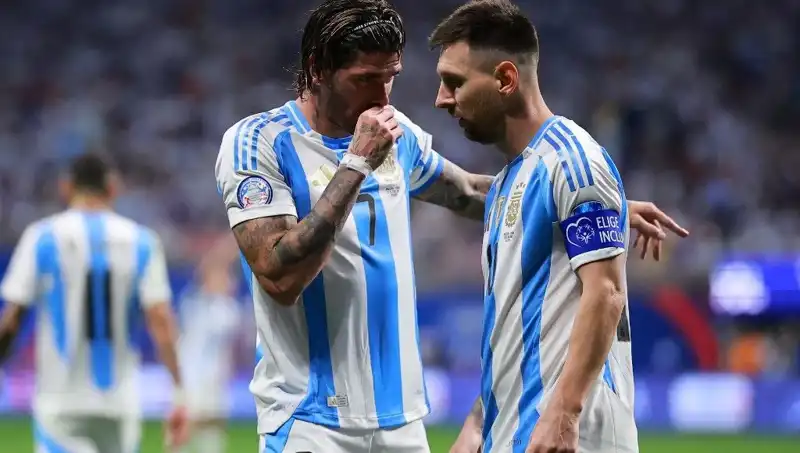 Messi’nin Yanında Yıldız İsim: Rodrigo de Paul ile Yeniden Buluşma Anı