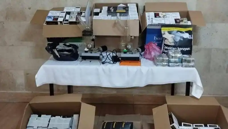 ** Polisiye Operasyon: Binlerce Makaron Ele Geçirildi!**