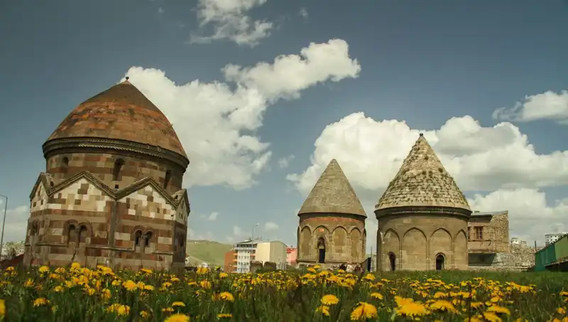 Erzurum: Tarih ve Kültürle Dolu Bir Yolculuğun Kapılarını Açıyor