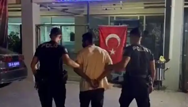 18 Yıl Hapisle Aranan Firari İzmir'de Teknolojik Takiple Yakalandı