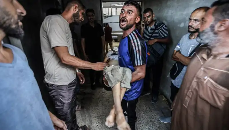 İsrail Gazze'de Şok Edici Bir Gün: 90 Filistinli Hayatını Kaybetti