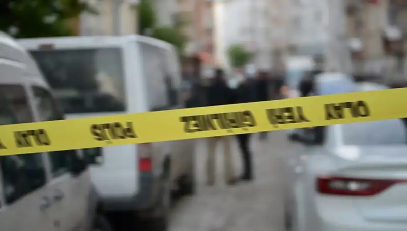 İstanbul'da Gizemli Ölüm: Başından Vurulmuş Gençten Şok Not!
