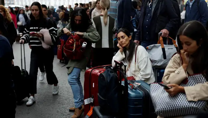 İspanya'da Kablo Hırsızlığı: Tren Yolcuları Terkedilmiş Hissine Kapıldı
