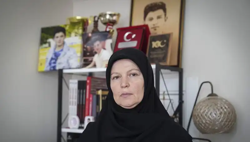 15 Temmuz'da Hayatını Kaybeden 16 Yaşındaki Mahir Ayabak ve Annesinin Bitmeyen Acısı
