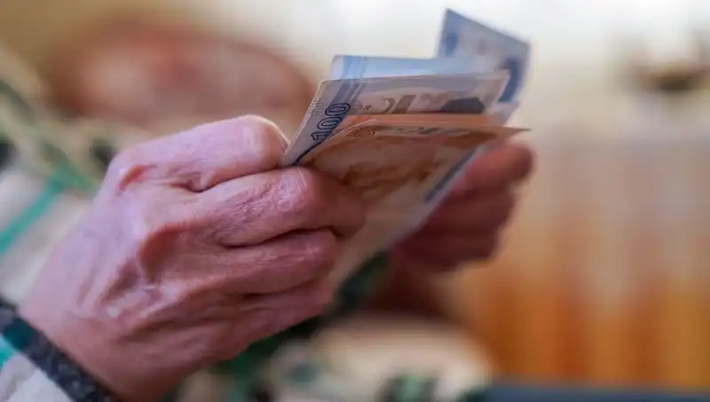 Emekli Bayram İkramiyesi Ne Zaman Hesaplarda Olacak? Bakanlık Açıklama Bekleniyor!