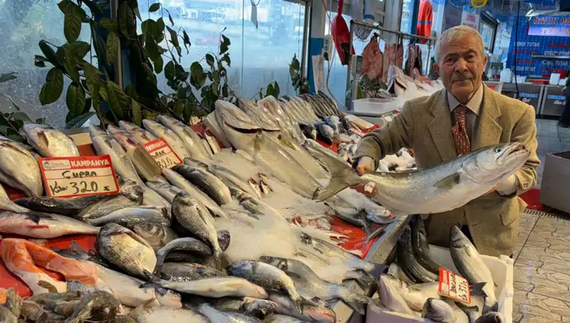 Ramazan Ayında Tezgahlarda Balık Bereketi: Fiyatlar Tarihinin En Düşüğünde!