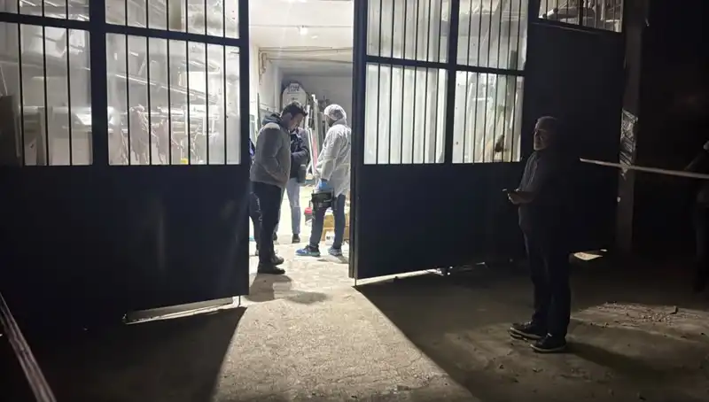 İş Yerinde Şok Edici Cinayet: Battaniye ile Gizledikleri Dehşet