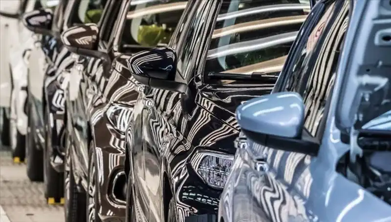 Yarı Fiyatına Otomobil Satışı: Tüketiciler Üzerindeki Etkisi Nedir?