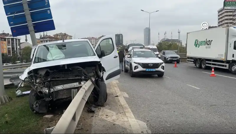 Otoyolda Feci Kaza: Bariyere Saplanan Araçta Şok Edici Detaylar