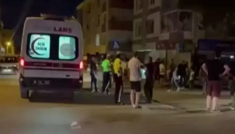 Alkollü Sürücü, Tartıştığı Yayaları Kamyonetle Ezdi: Olay Yerinden İfadelere Göre
