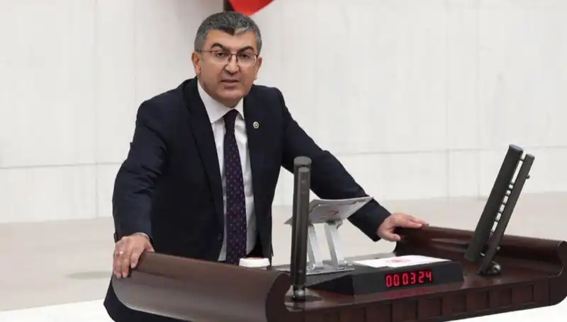 Gelecek Partisi'nde Şok İstifa: Hasan Ekici Sürpriz Kararını Açıkladı
