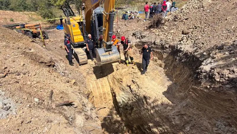 Manisa'da Havuz Kazısı Faciası: Toprak Kayması İki Hayat Aldı!