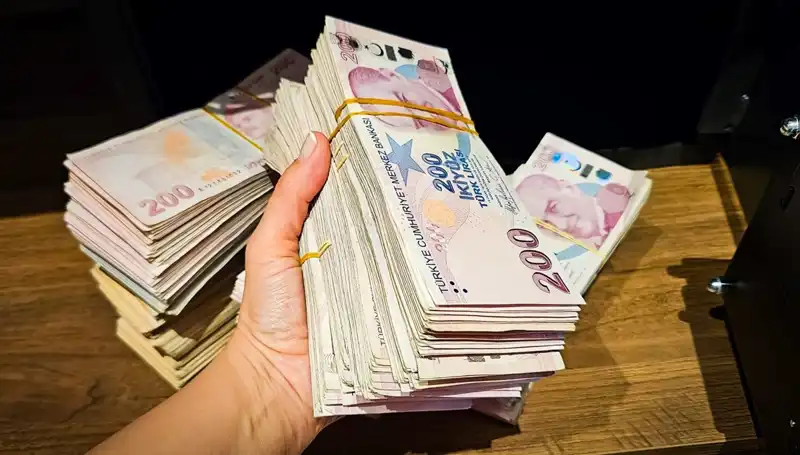 Türkiye'de Mevduat Rekoru: Toplam 12 Trilyon Lira