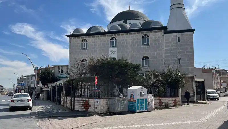 Cami Tuvaletinde Gizemli Ölüm: Suç Mahalli Detayları İfşa Oldu