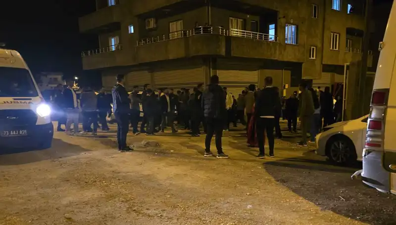 Şırnak'ta Taşlı ve Sopalı Kargaşa: Dört Yaralı Var!