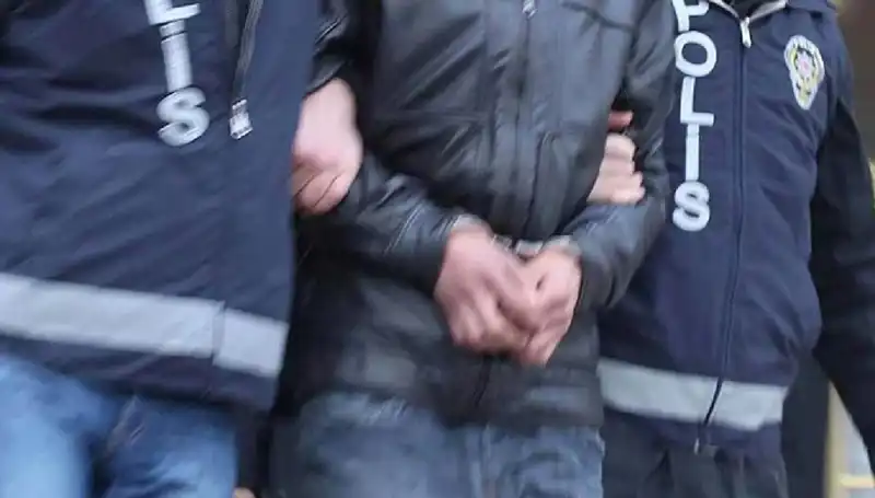30 İlde FETÖ Operasyonu Gerçekleşti: 65 Kişi Tutuklandı