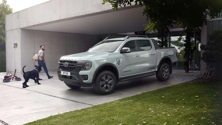 2025 Ford Ranger PHEV Tanıtıldı: Tasarımı ve Özellikleriyle Dikkat Çekiyor