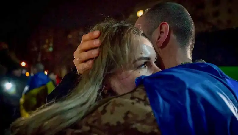 Ukrayna ve Rusya Arasında Stratejik Savaş Esiri Takası Gerçekleşti