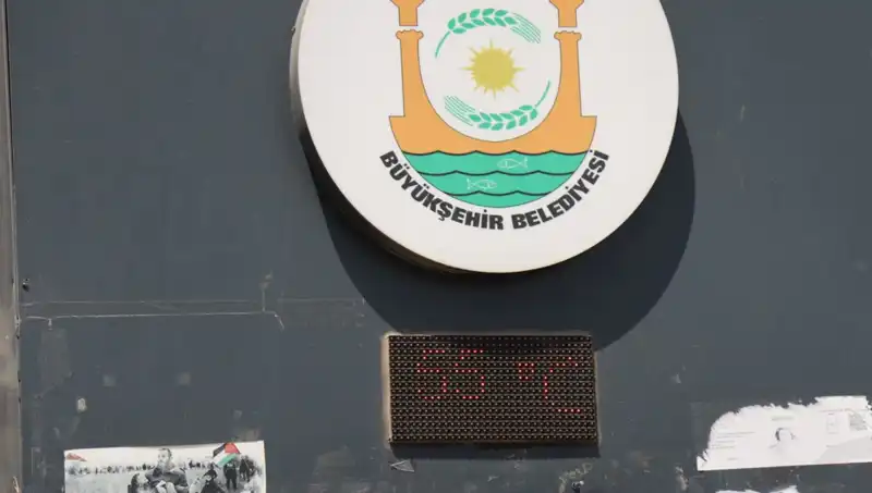 Yazın Kavurucu Sıcaklığı: Termometreler 55 Dereceyi Gördü!