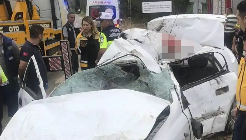 Tokat’ta Otomobil Devrildi: Sürücü Hayatını Kaybetti