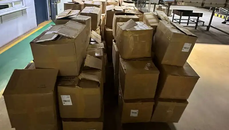Kargo Şirketinin Deposunda Dev Kaçak Tütün Operasyonu Gerçekleştirildi