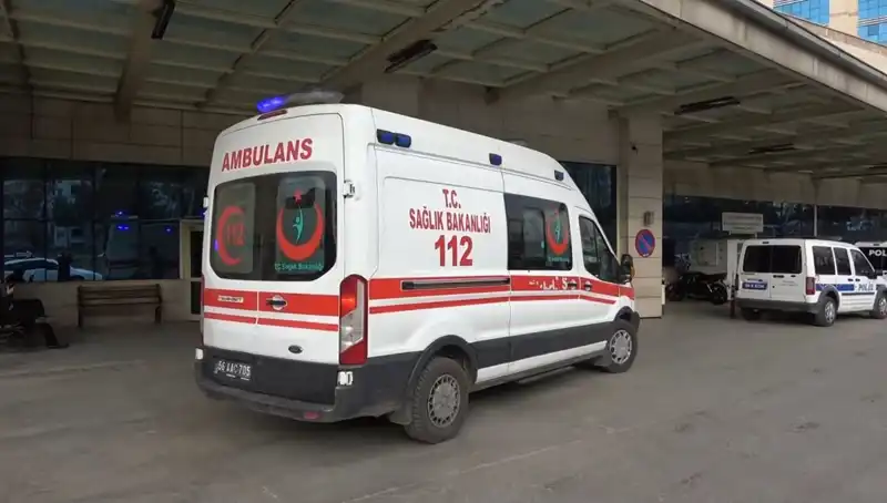 Bir Kadın, Birlikte Yaşadığı Adamı Neden Bıçakladı? Olayın Dahilinde Neler Yaşandı?