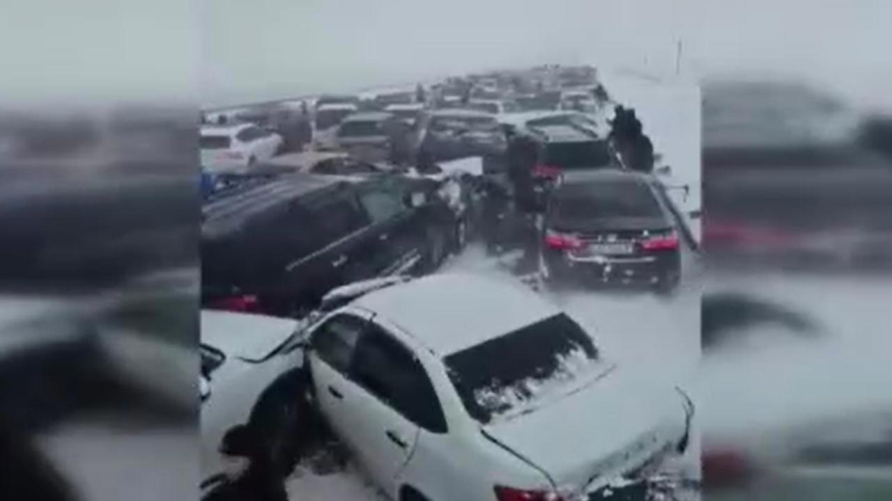 Kazakistan'da 95 Araç Zinciri Kaza