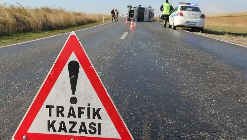 Niğde'de Zincirleme Kaza! 16 Kişi Yaralandı, Detaylar Şok Edici