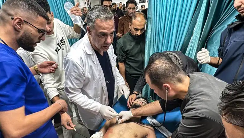 İsrail’in Alıkoyduğu Filistinli Hastane Müdürü, Aşırı Zayıflıkla Serbest Bırakıldı